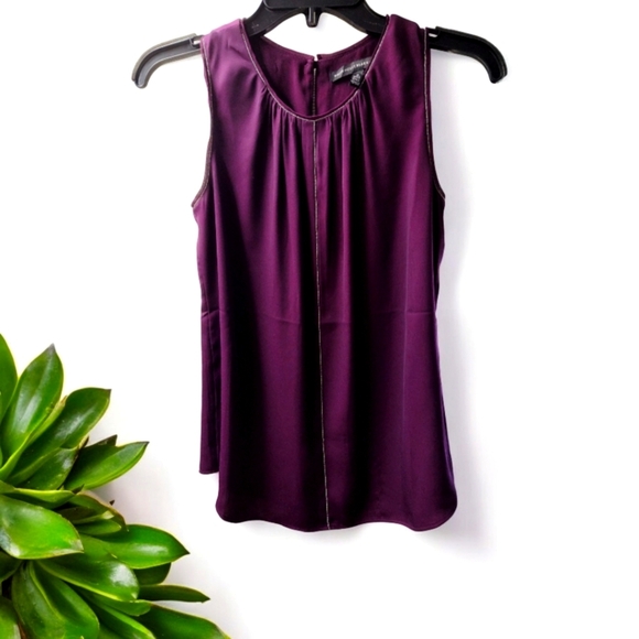 White House Black Market Plum Sleeveless Blouse, Size 0 - Picture 1 of 4